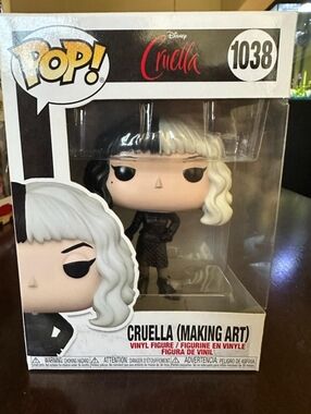 Funko Cruella (Making Art) Vinyl Figure – Black & White